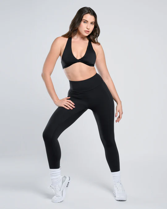 Built-In Thong Soft Smoothing Legging
